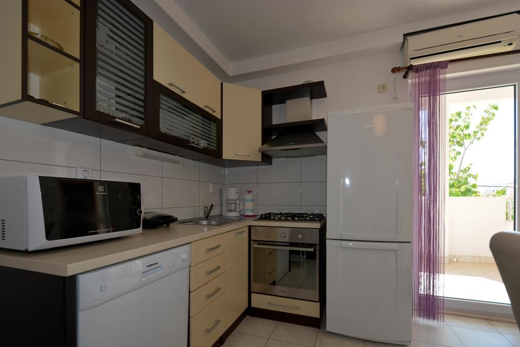 Apartments Maslina Trogir Exterior photo
